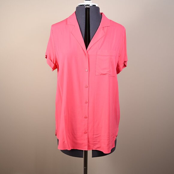 NWOT Short Sleeve Coral Viscose Button Down blouse-Petite Large - Picture 1 of 7